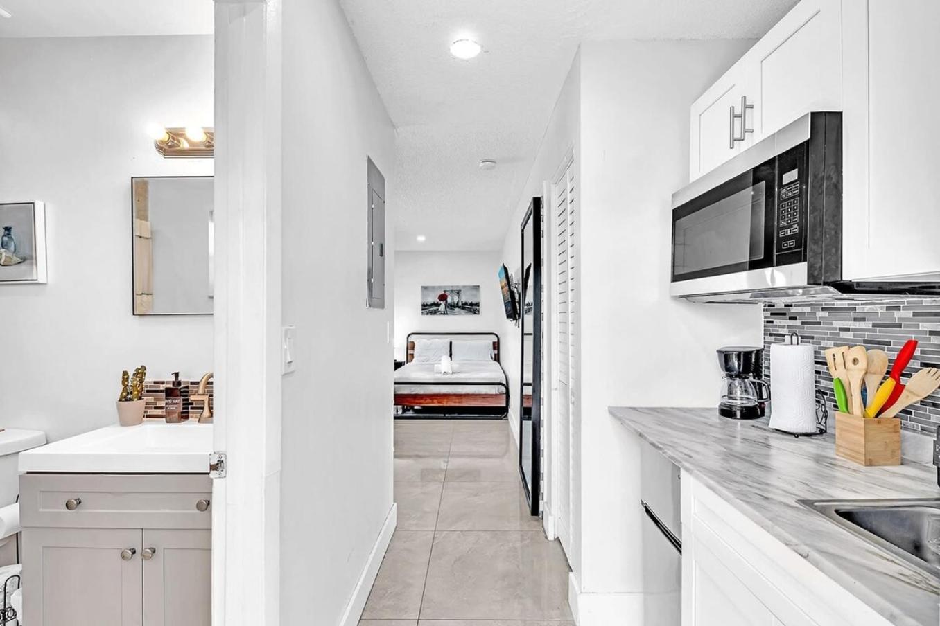 New 2 Bed Studio Close To Beach & Casino Ha04 Hollywood Eksteriør bilde