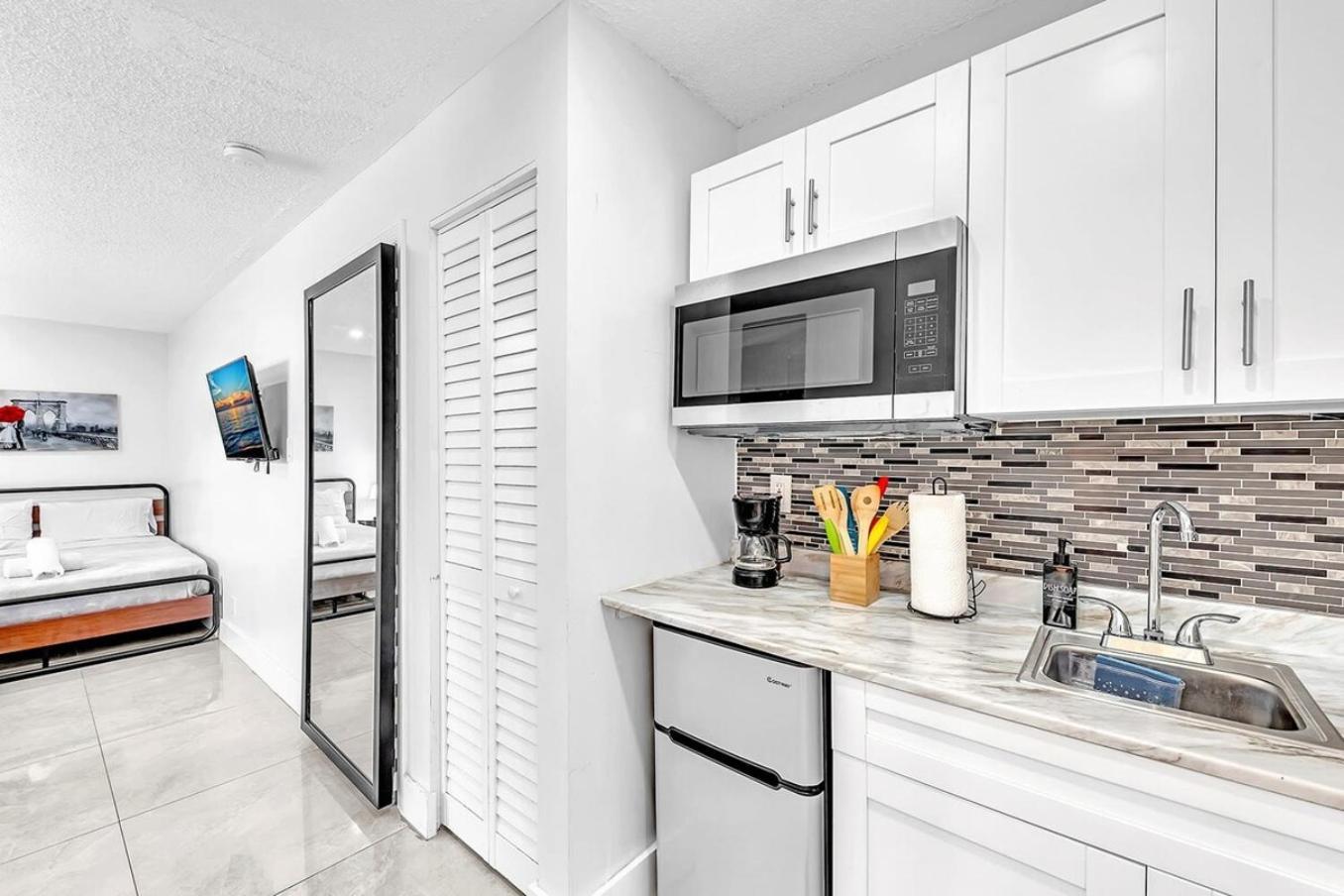 New 2 Bed Studio Close To Beach & Casino Ha04 Hollywood Eksteriør bilde